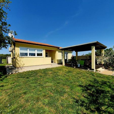 PUY Holiday House Romi מראה חיצוני תמונה