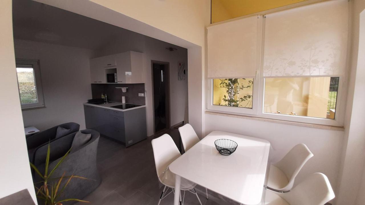 PUY Holiday House Romi מראה חיצוני תמונה