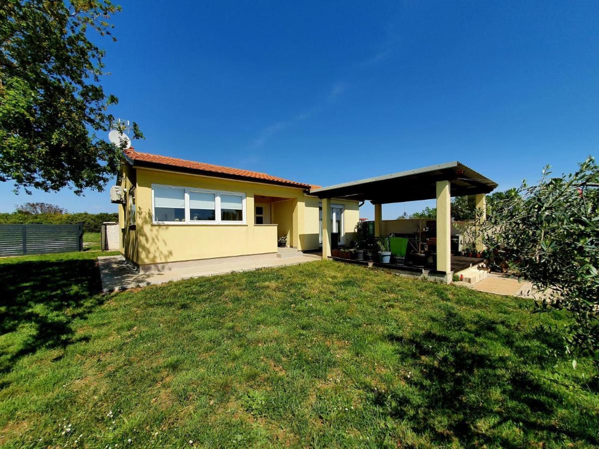 PUY Holiday House Romi מראה חיצוני תמונה